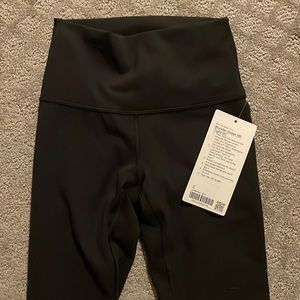 Brand new wunder under leggings. I live too far from a lulu store to return